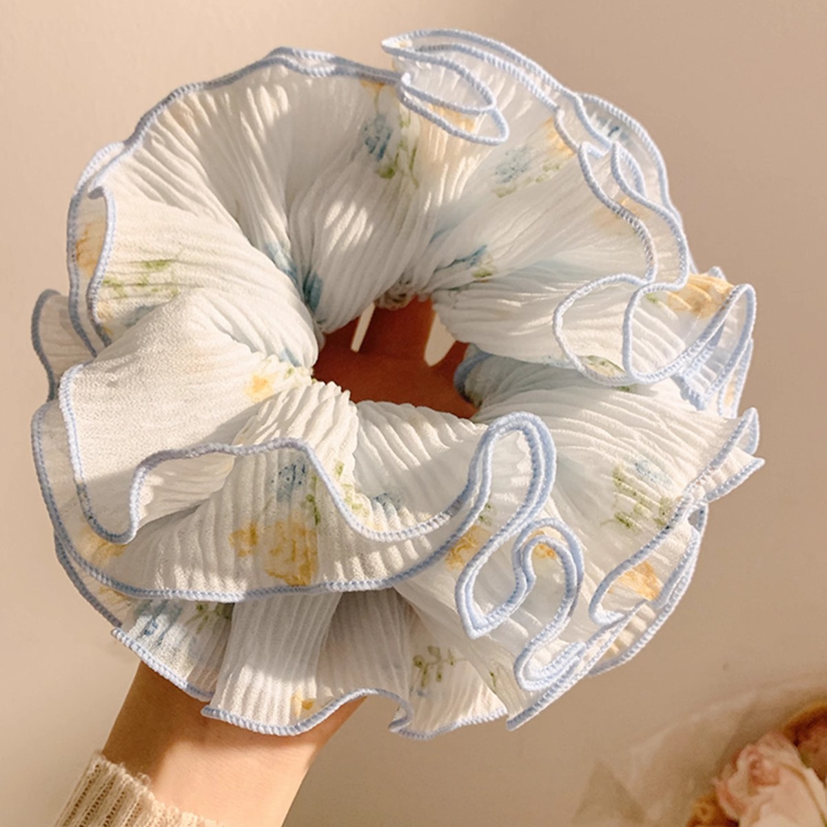 Elegant Blue Floral Hair Tie W - Travel Accessories For Elderly avaliação e preço