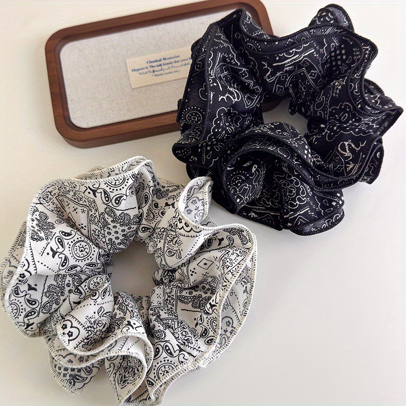 Elegant Black and White Fabric - Travel Accessories Aesthetic avaliação e preço
