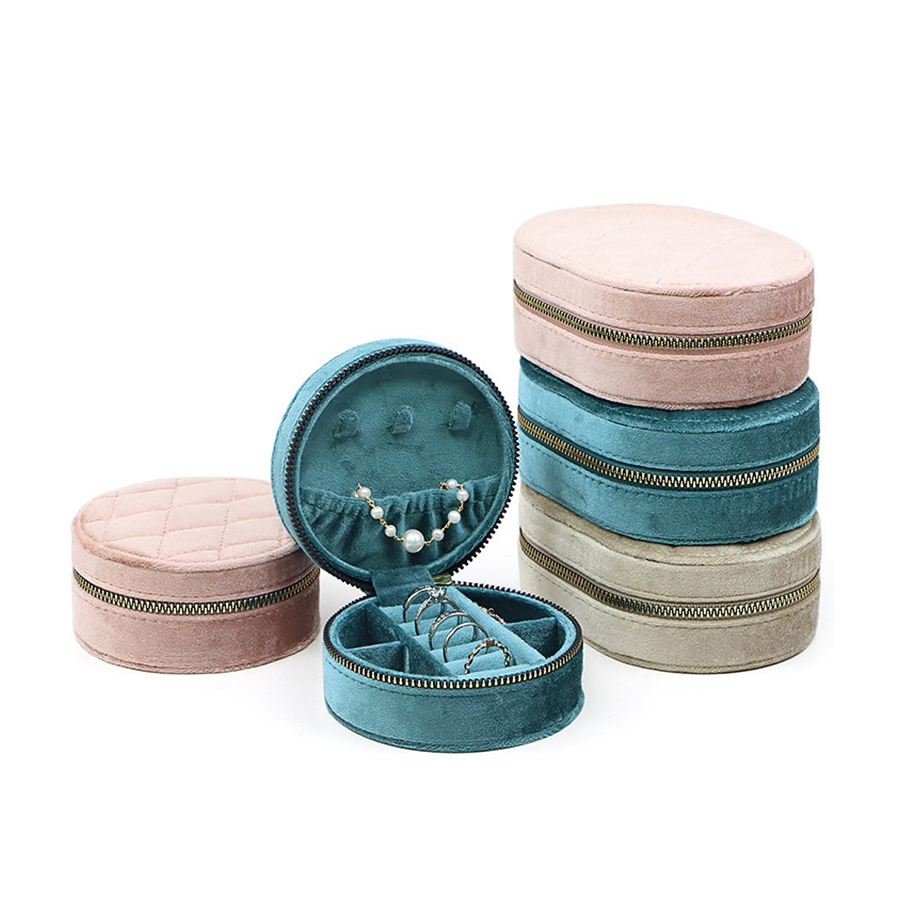 Round Diamond Velvet Travel Je - Travel Accessories Display avaliação e preço