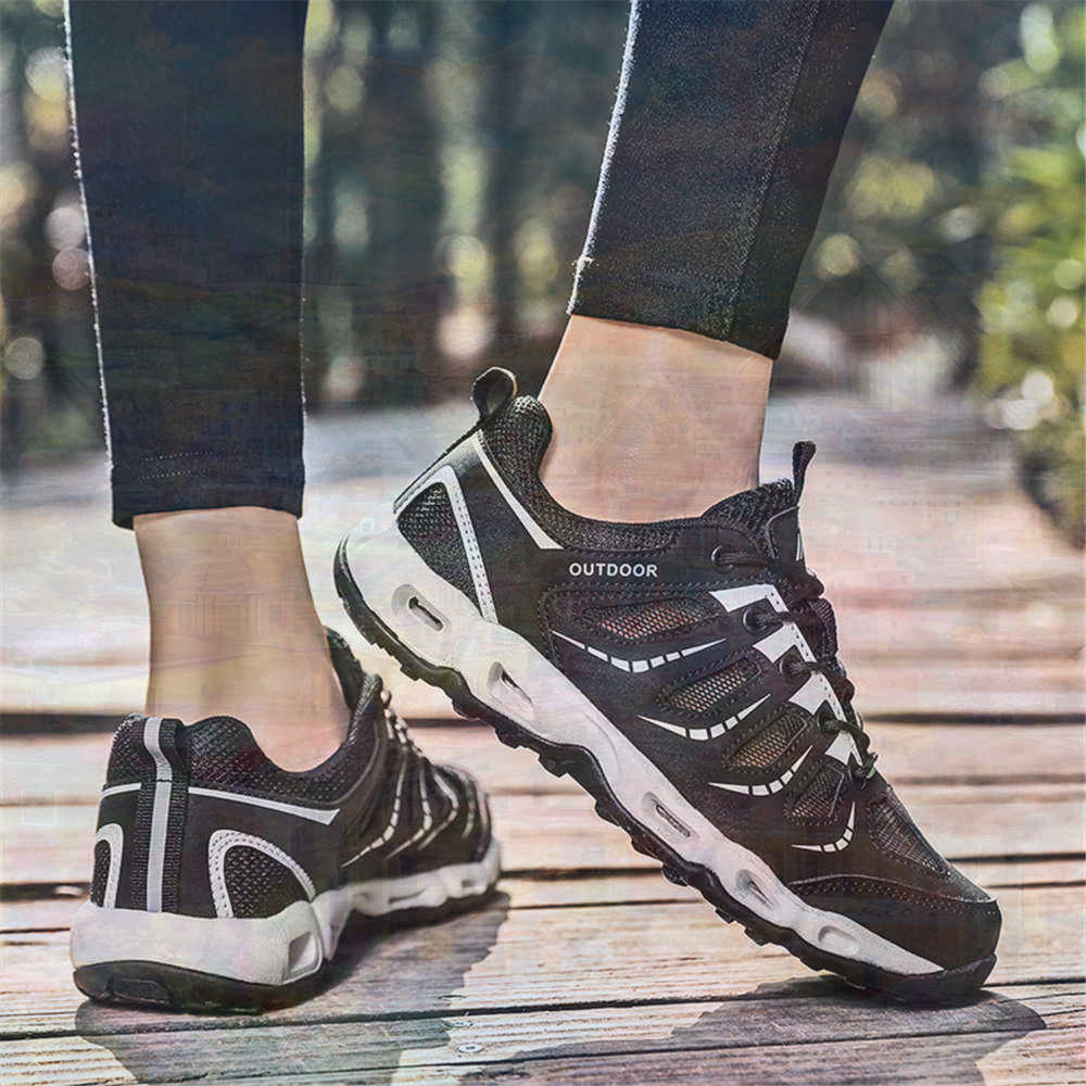 Sumer Round Tip Silver Sneaker - Travel Accessories Kit For Women avaliação e preço